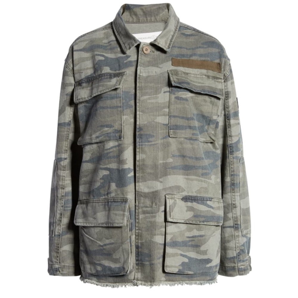 🦋 Treasure & Bond Womens Camo Cotton Jacket